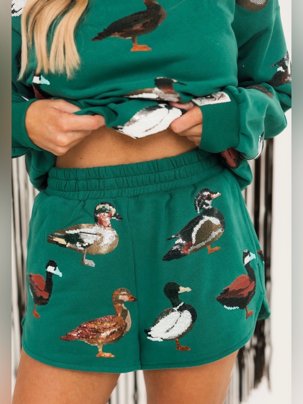 QUEEN OF SPARKLES Green Duck Print Women's Shorts NWOT - Picture 4 of 6